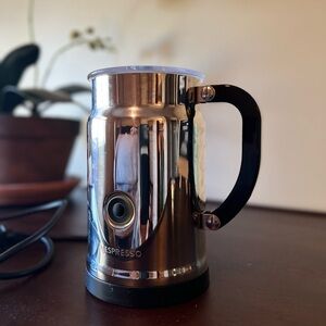 Nespresso milk frother
